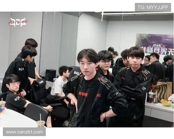 赛后分析：BLG与TES对决中的心理素质较量与启示