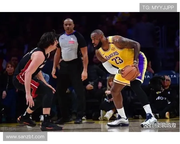 2019年湖人与雷霆激战回顾：精彩瞬间与赛季影响分析