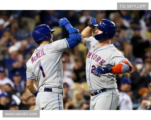 利加大学与圣保罗的激烈对决揭示了足球战术的博弈与球队实力的较量 利加大学与圣保罗的激烈对决揭示了足球战术的博弈与球队实力的较量