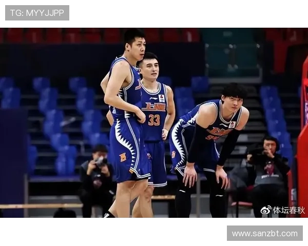 上海篮球队默契配合分析与战术探讨助力球队提升整体实力 上海篮球队默契配合分析与战术探讨助力球队提升整体实力