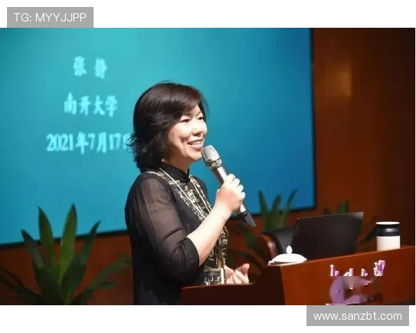 与张静畅谈足球生涯的点滴与成长之路 与张静畅谈足球生涯的点滴与成长之路