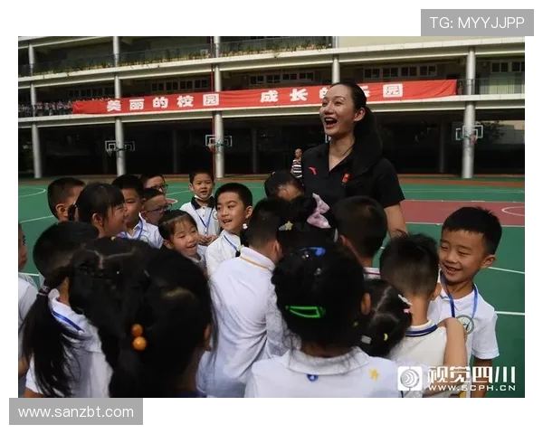 刘静回顾攀岩历程与心路历程分享探索与成长的故事